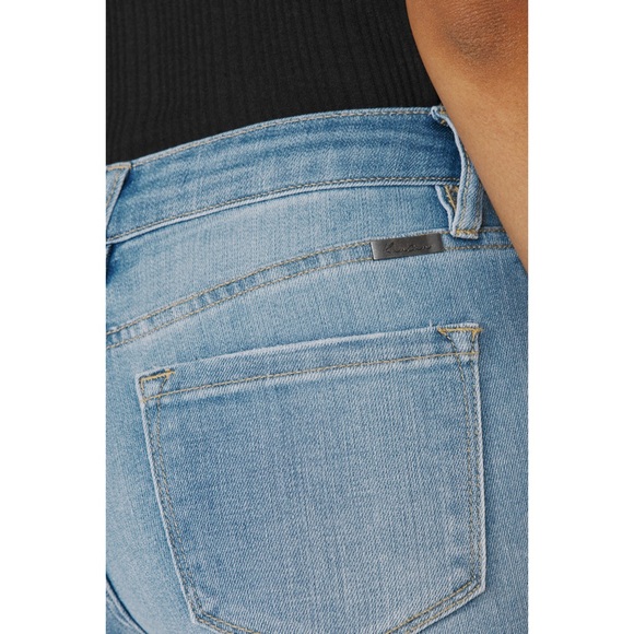 Preowned KanCan Light Wash Ashlyn Mid Rise Super Skinny Jeans 28 Juniors 9 - Picture 10 of 14